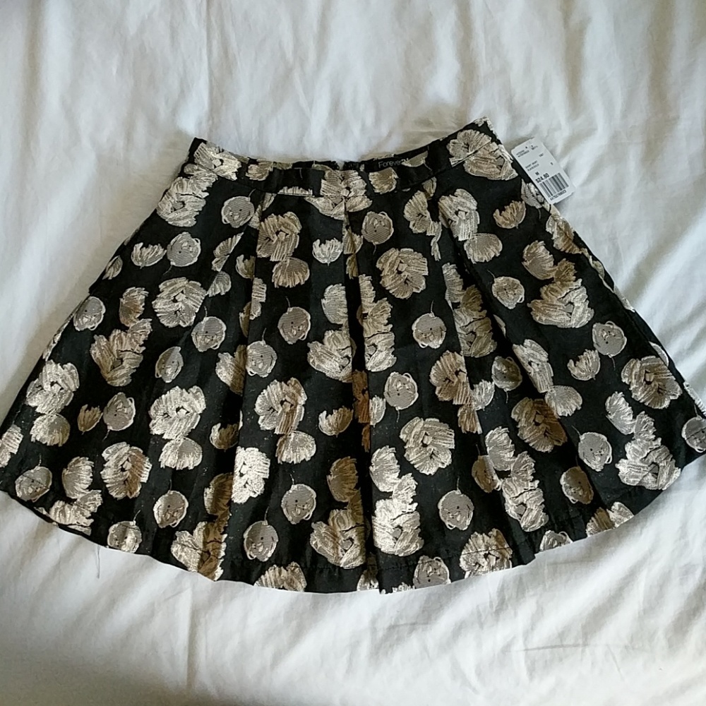 Black & gold floral skirt