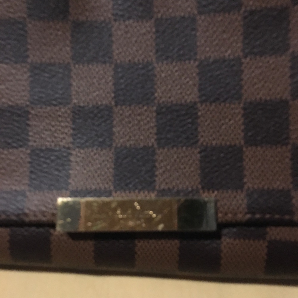 Authentic LV - Picture 2 of 5