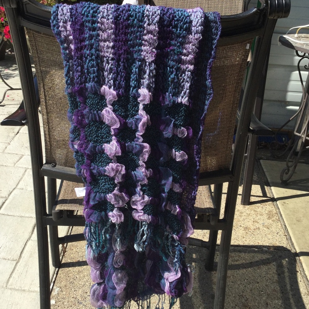 Long scarf