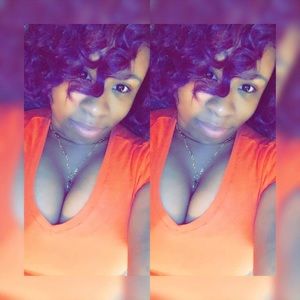 Meet your Posher, Latoya