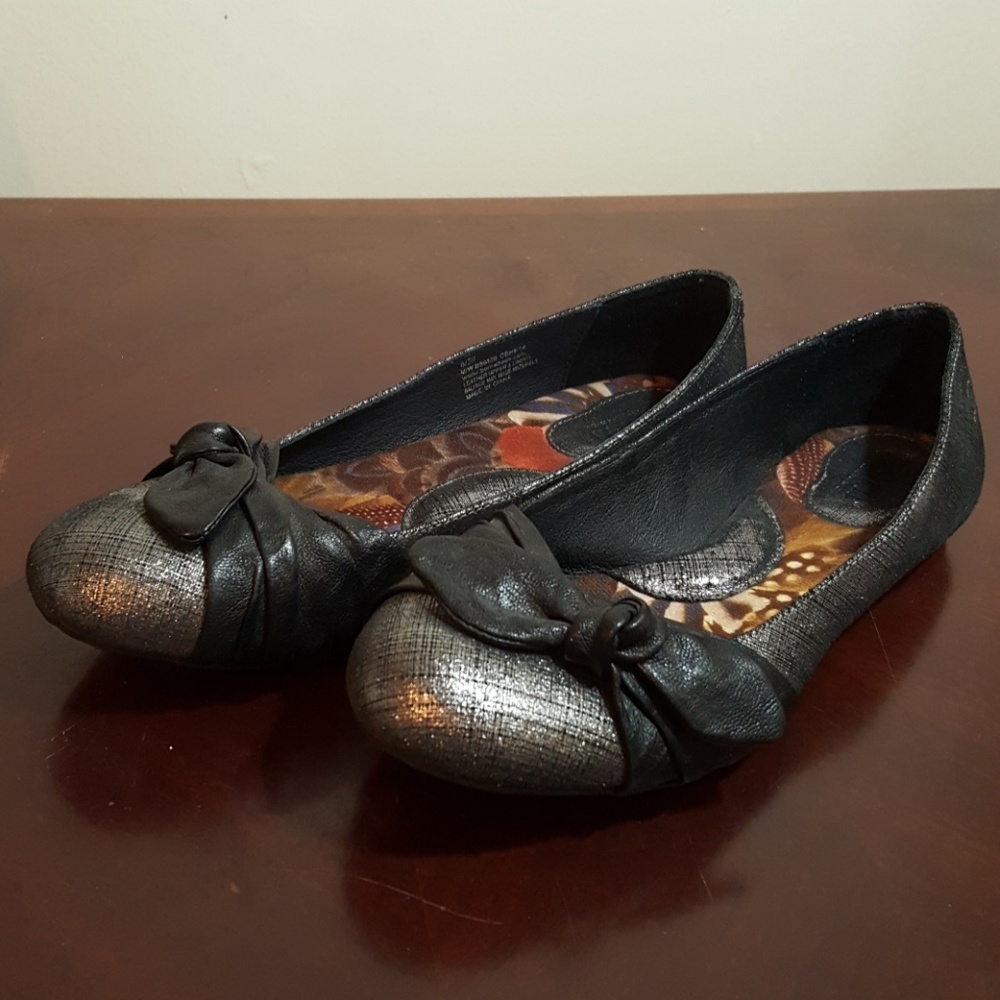 Black flats