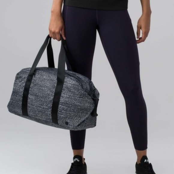 New!!! Fast Track Duffel Travel Bag - Picture 3 of 5