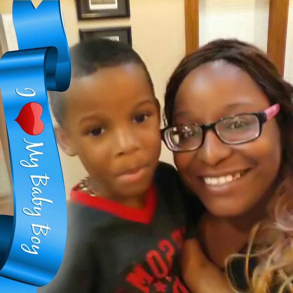 Meet your Posher, Danyelle