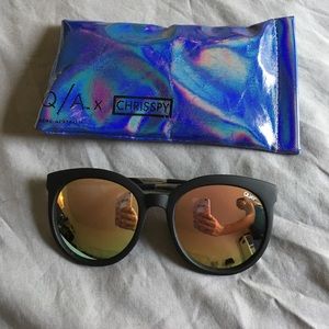 Quay Chrissy P pink Mirror glasses