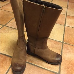 Brown UGGS