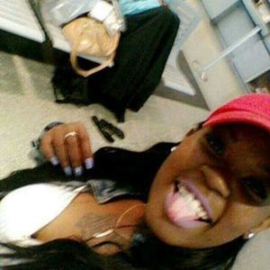 Meet your Posher, Danyelle