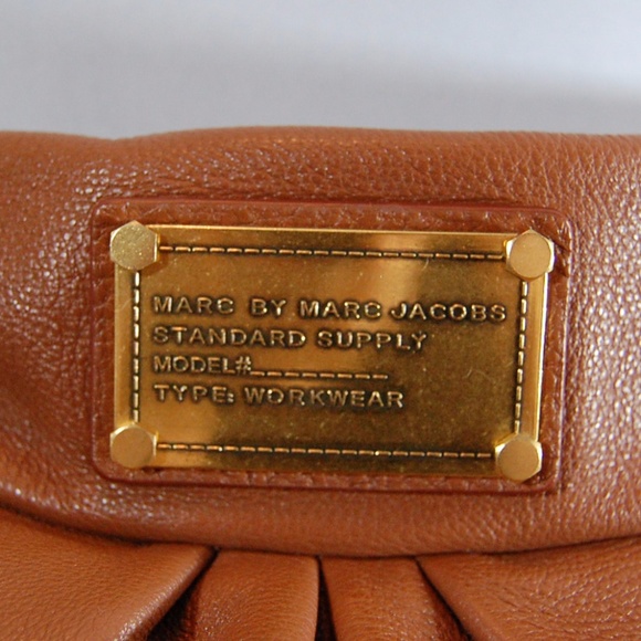 SOLD -- NWOT Marc Jacobs "Classic Q Hillier" Hobo - Picture 6 of 8