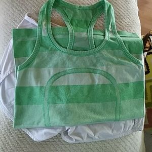 Lululemon run swiftly green stripe tank EUC