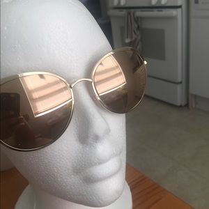 BRAND BEW Chanel Sun glasses