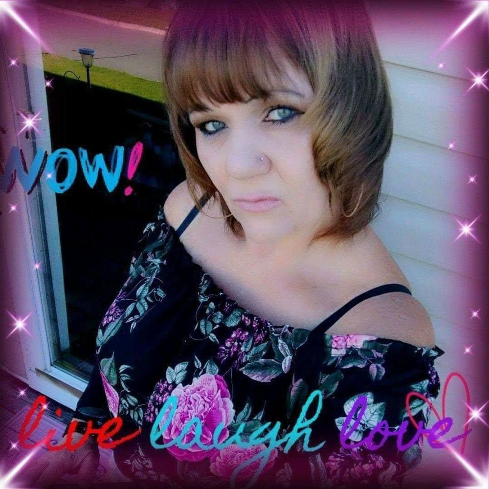 Meet your Posher, Becca