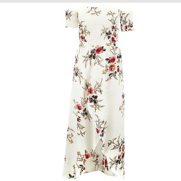 Off-The-Shoulder Boho Maxi Dress - Picture 5 of 5