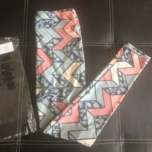 NWT LulaRoe OS Leggings