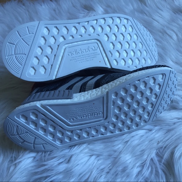Men's Adidas NMD_R1 Boost Bb2884 - Picture 6 of 6
