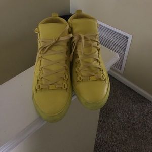 Balenciaga neon Yellow