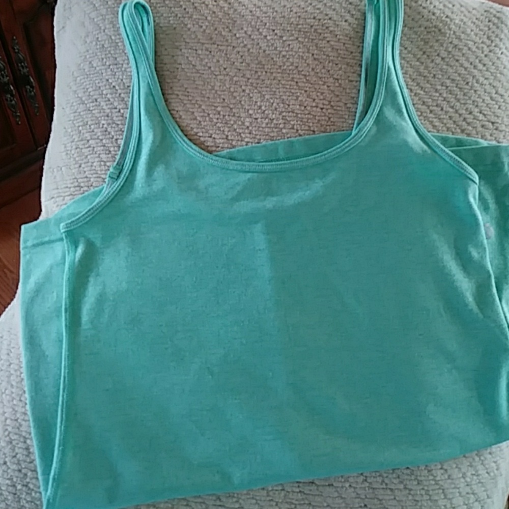 Lululemon tank:)