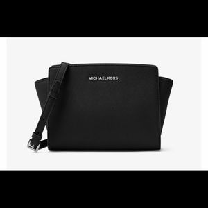Michael Kors Selma crossbody