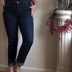 Vera Wang size 14 Jean
