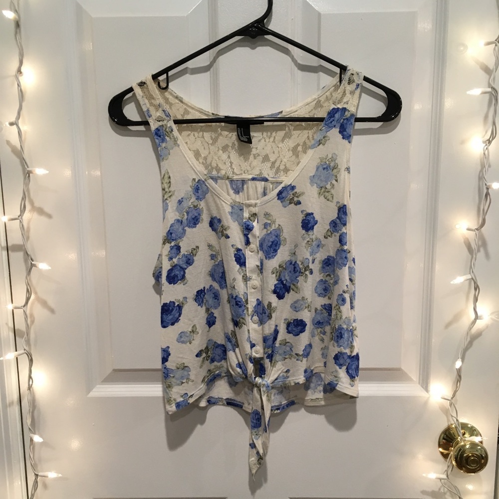 Floral lace tank