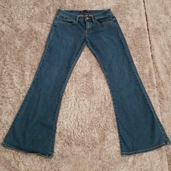 Roxy Jeans - Picture 2 of 3