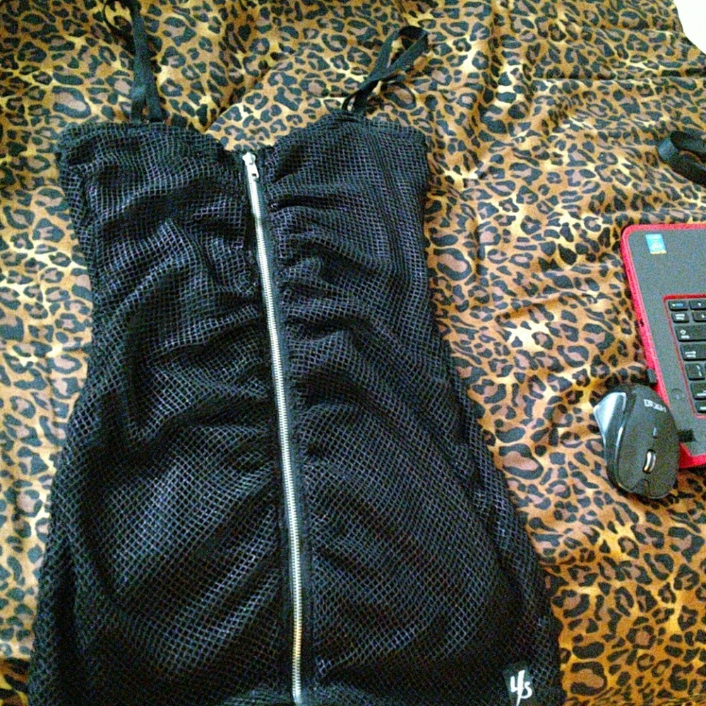 Lip service fishnet silver zip dress S