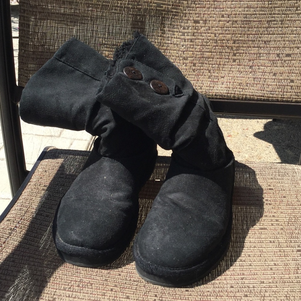 Skechers black fur lined boots