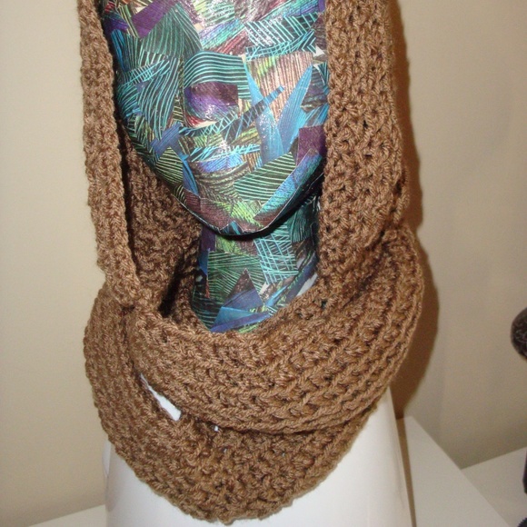 Amazing Cozy Cowl Hood & Wrist Warmer main image 5