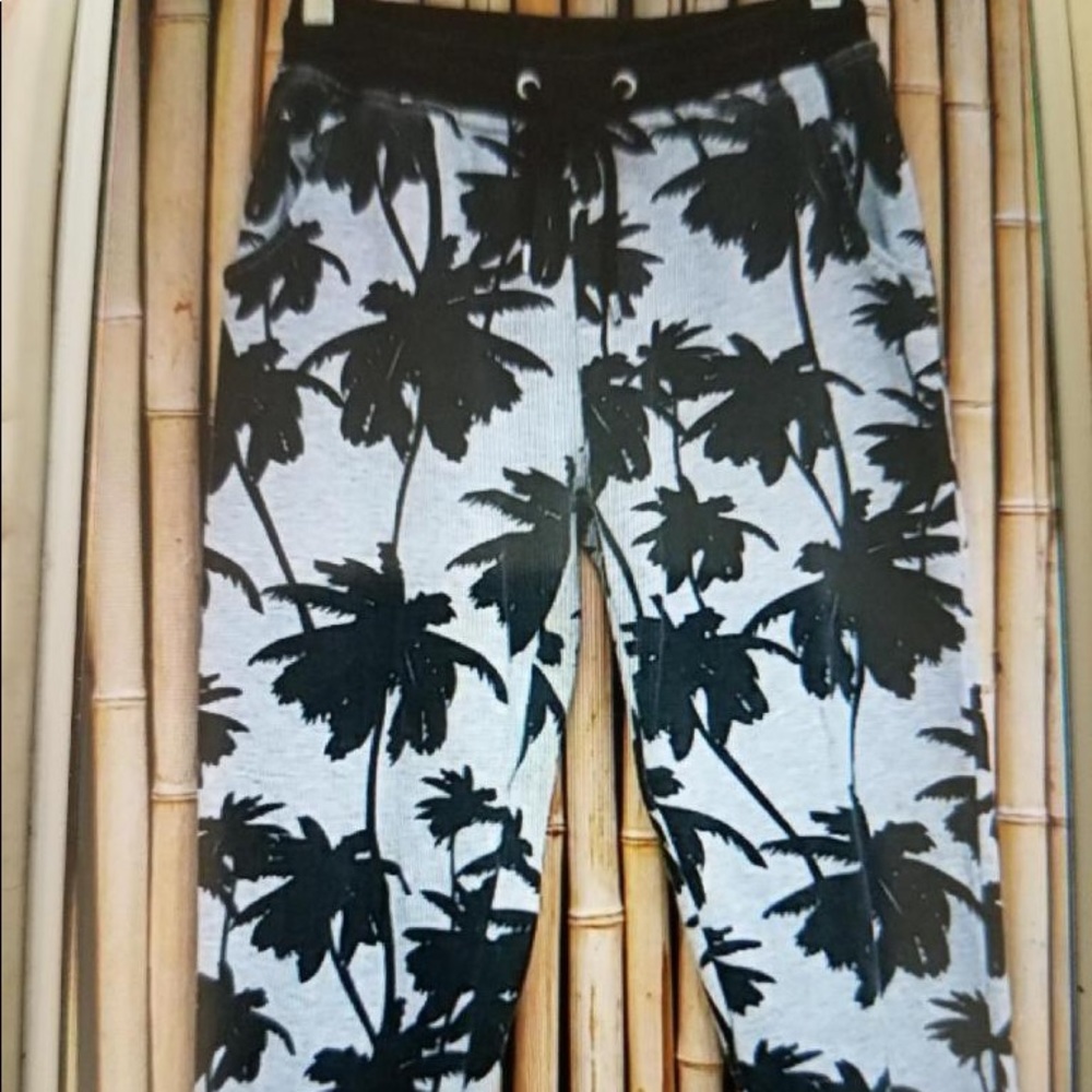 💥FLASH SALE💥Topshop Palmtree joggers! ❤️these