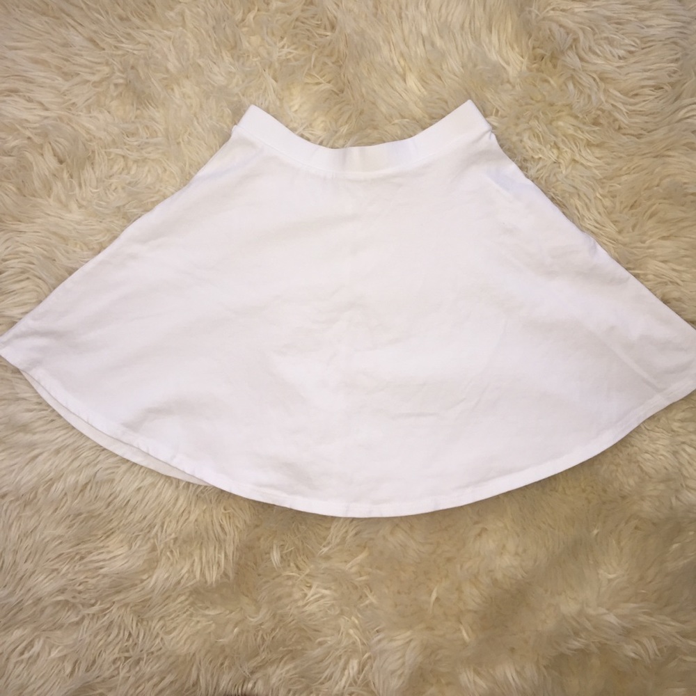 Forever 21 white circle skirt