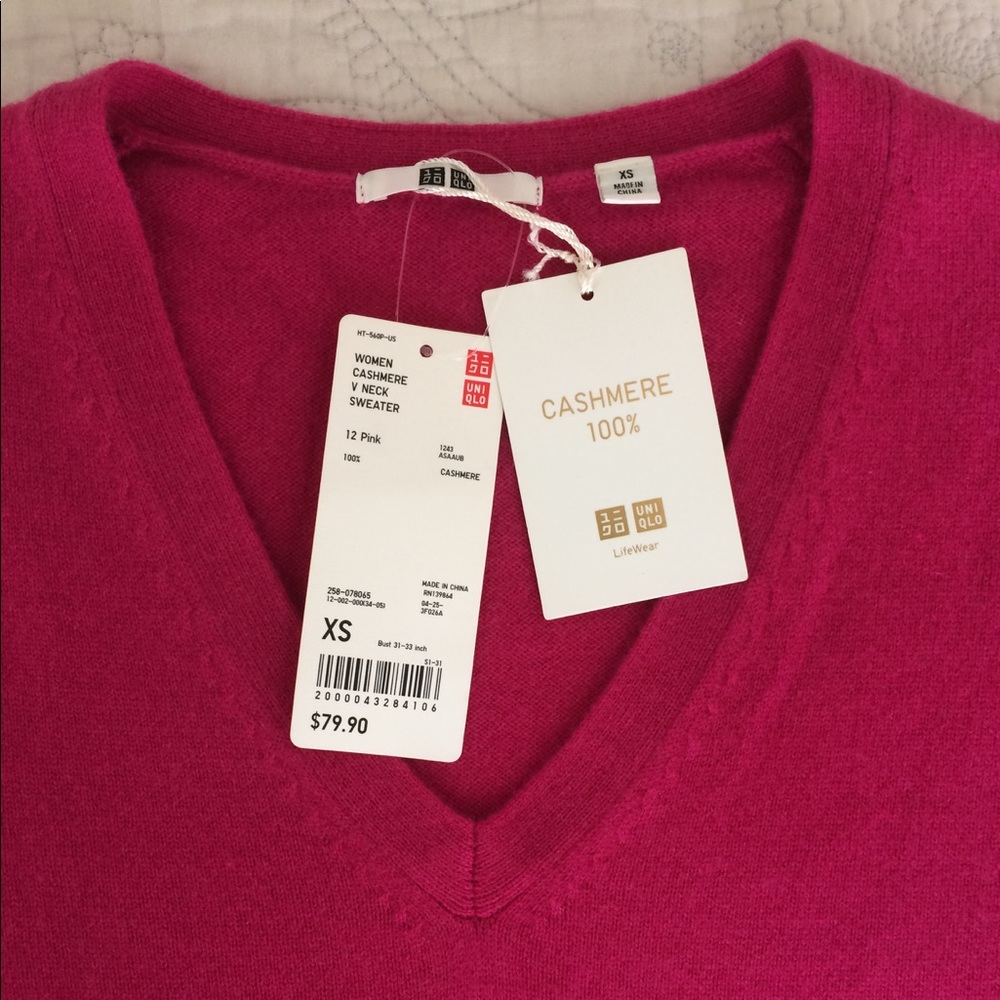 Cashmere Uniqlo Sweater