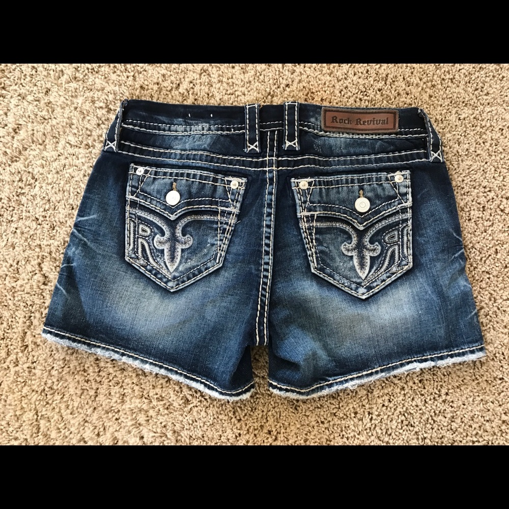Rock revival easy short size 28 inseam
