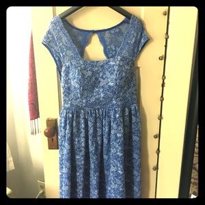Gorgeous Periwinkle Blue Lace XL 1X Dress
