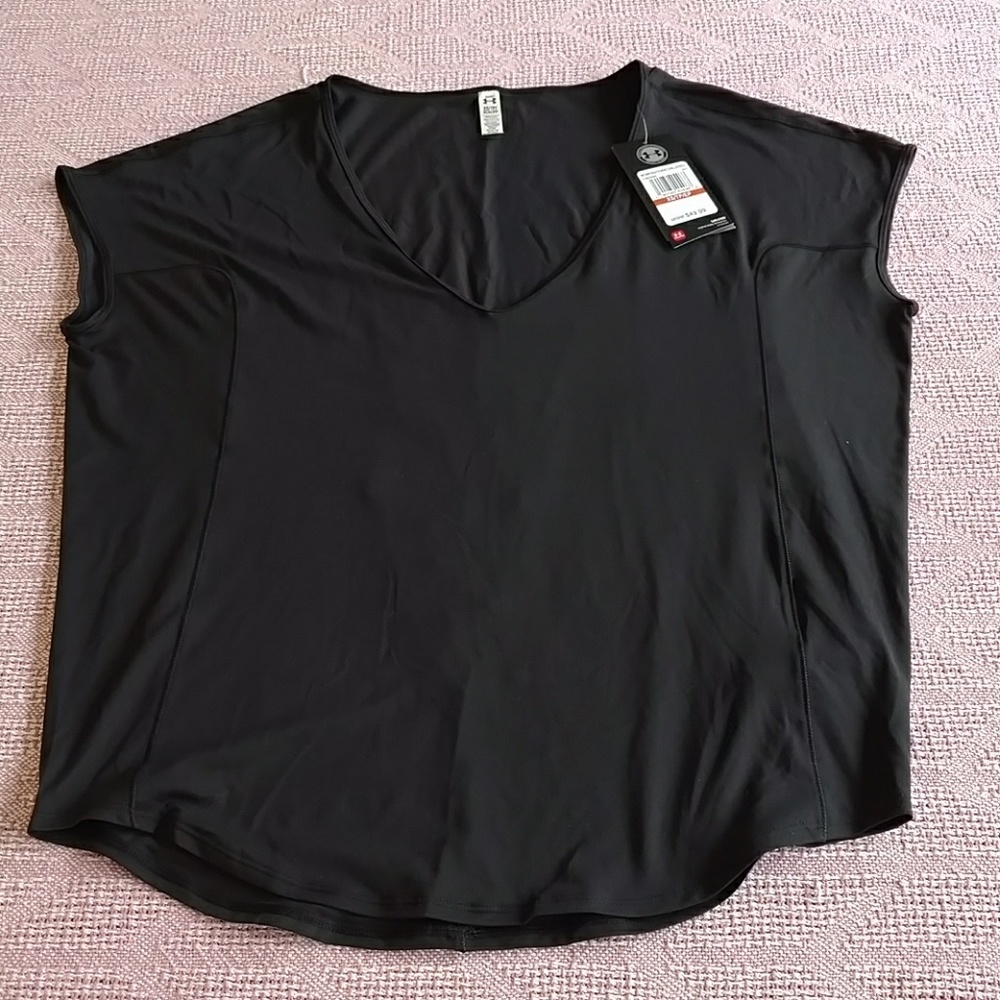 NEW Under Armour Loose Studio Tee.
