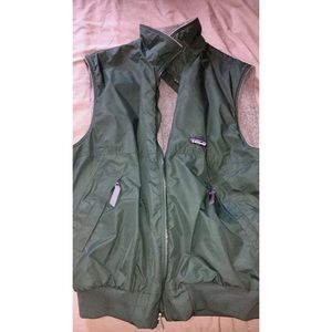 Dark green Patagonia vest