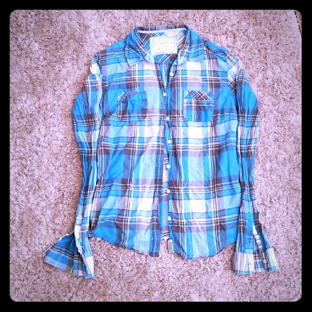 Womens Long sleeve button up top shirt