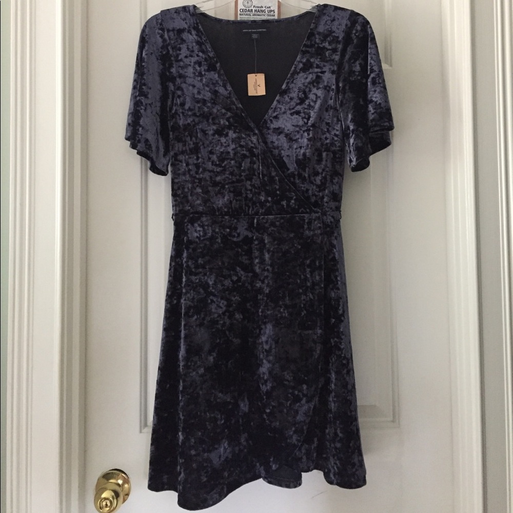 Beautiful dark navy crushed velvet dress