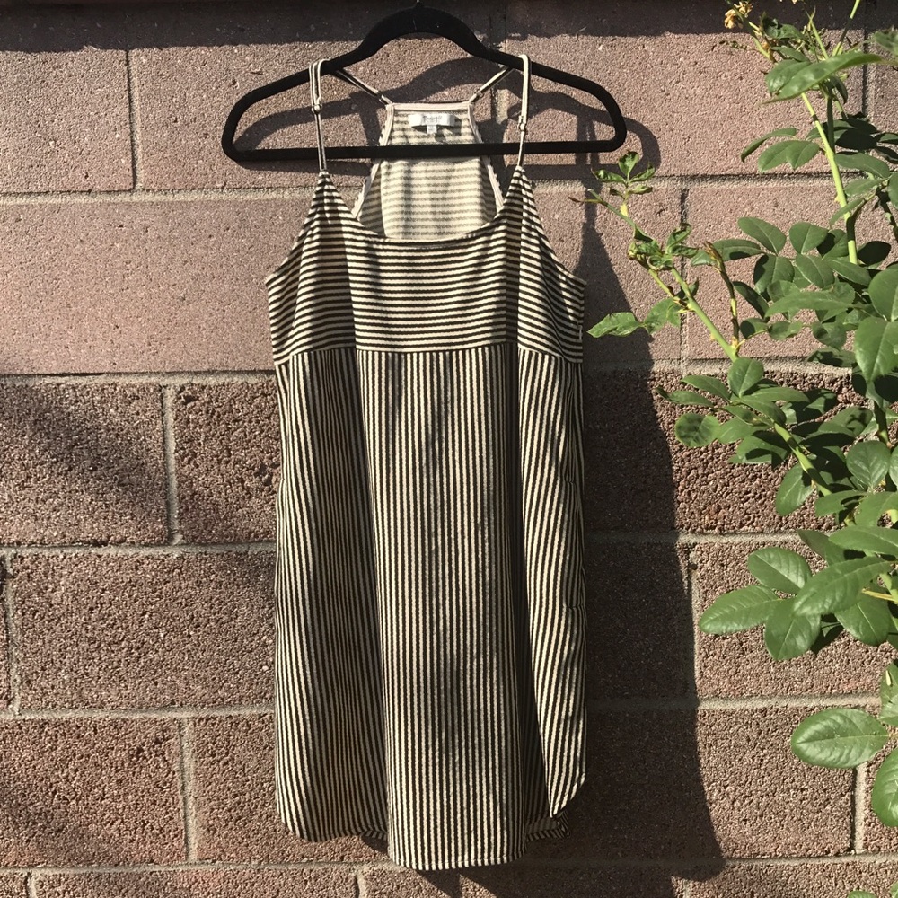 Madewell striped dress with pockets. Size: 12