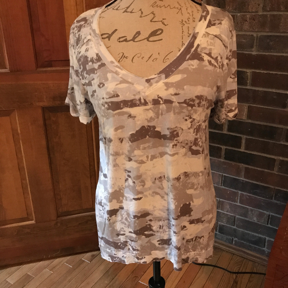 New without tags Rock & Republic Short sleeve top