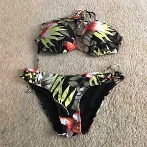 Hollister bathing suit bundle
