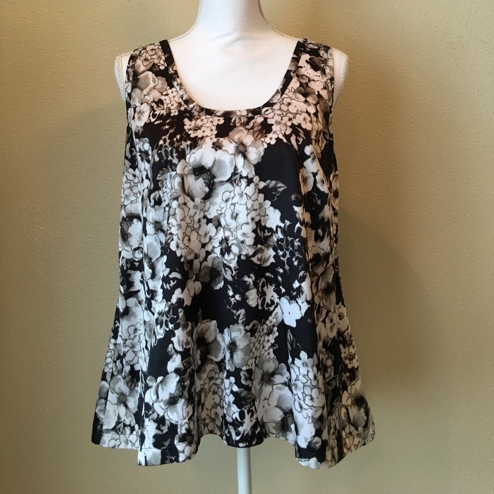 Floral High-low Swing Top