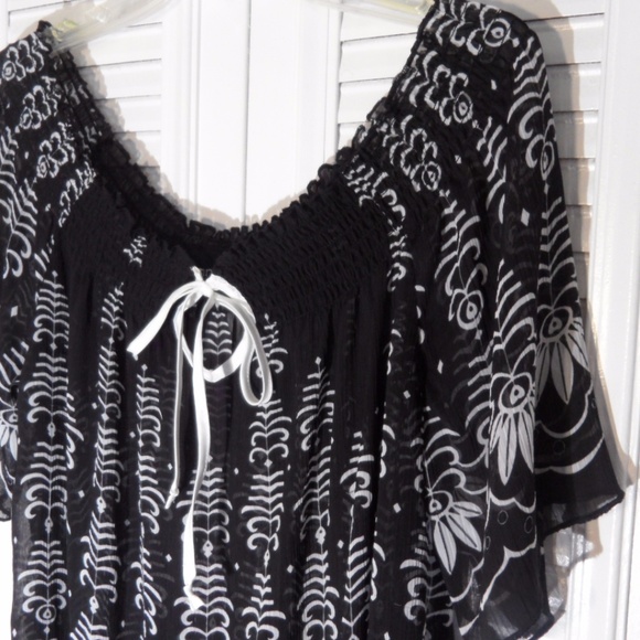 Marianne:  Semi-Sheer Boho 55% SilkTop (L) - Picture 3 of 8