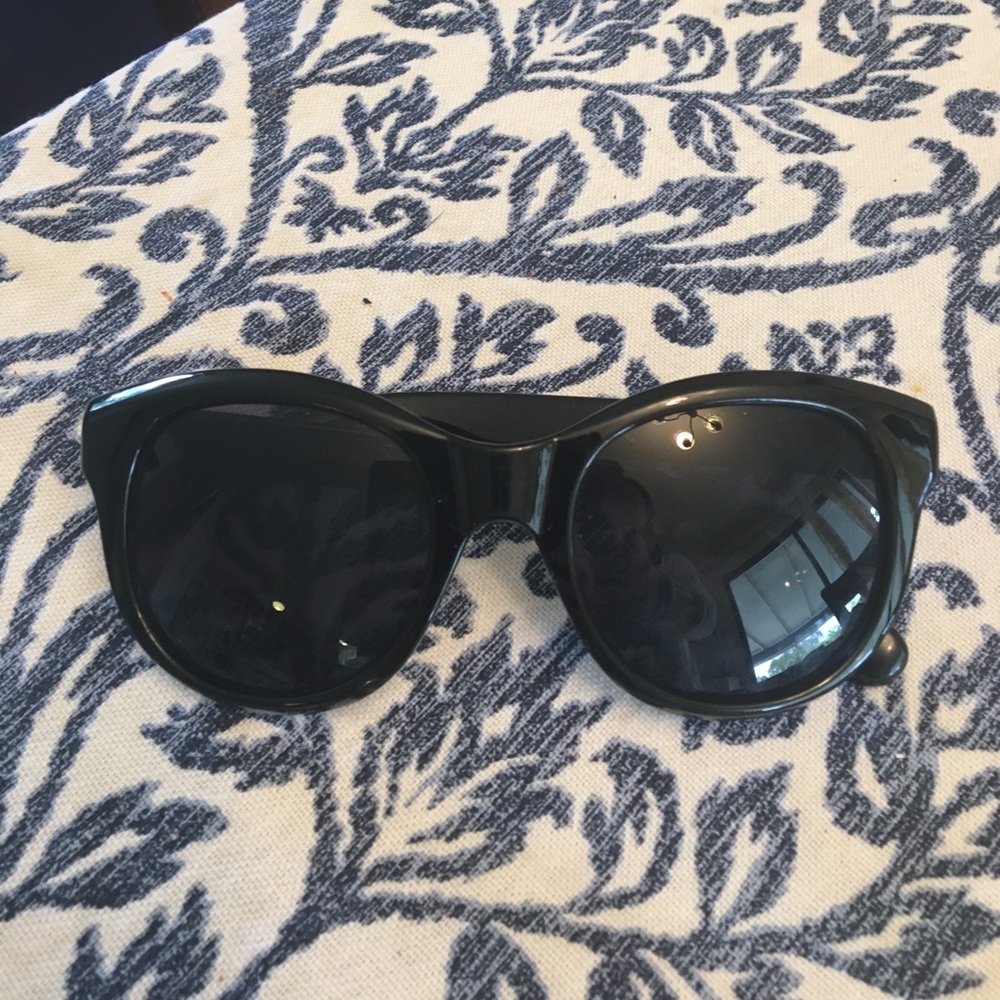 SALE 🔥Abercrombie and fitch sunglasses