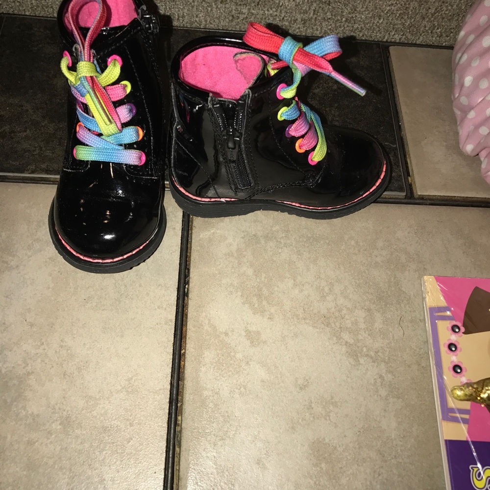 Children's place boots