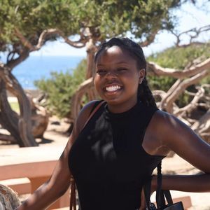 Meet your Posher, Bianca