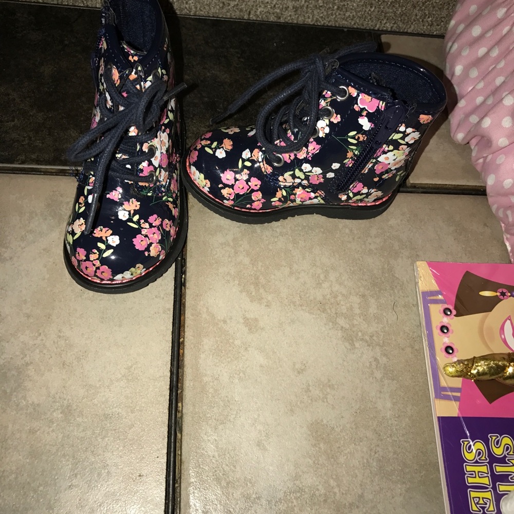 Children's place boots