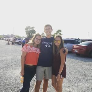 Meet your Posher, Ashlee