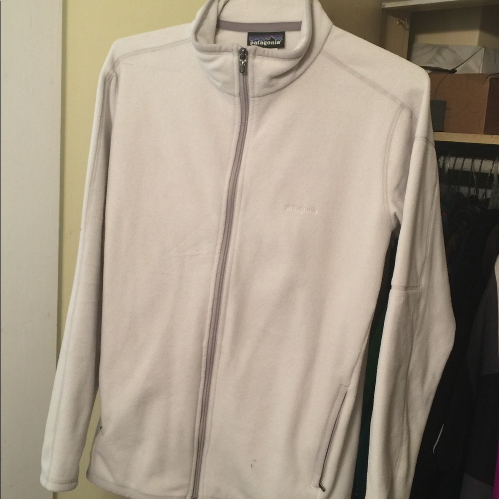 White Patagonia fleece jacket