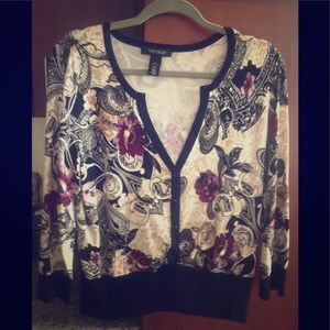 White House Black Market Cardigan Size XL flowers.
