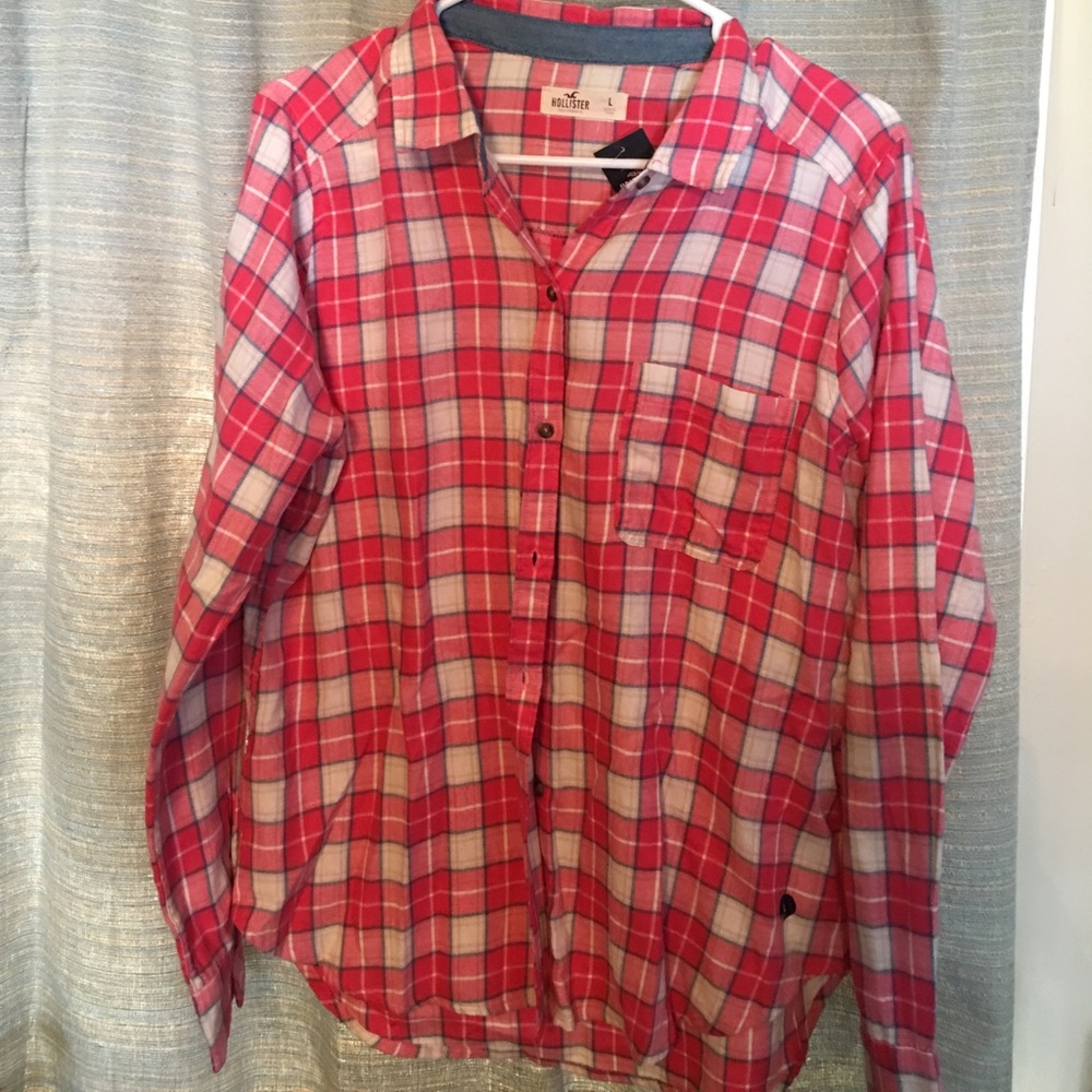 Hollister top