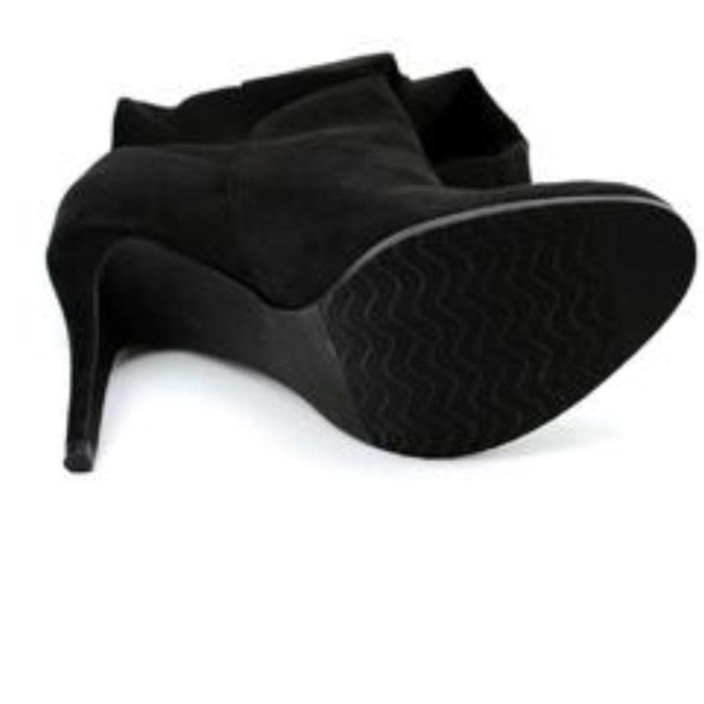ONE 5.5 LEFT!Black faux suede over knee boots - Picture 3 of 5