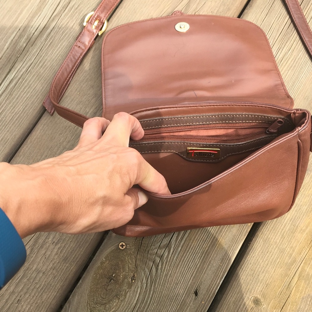 Vintage Talbots leather bag - Picture 4 of 8